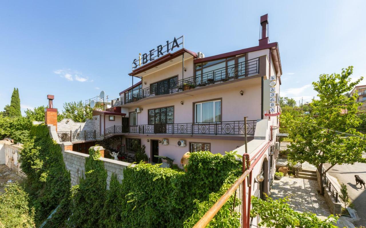 Siberia Hotel Tbilisi Buitenkant foto